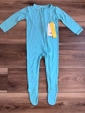 NWT Kyte Baby footed zip romper robin